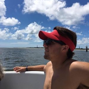 Meet your Posher, Brady